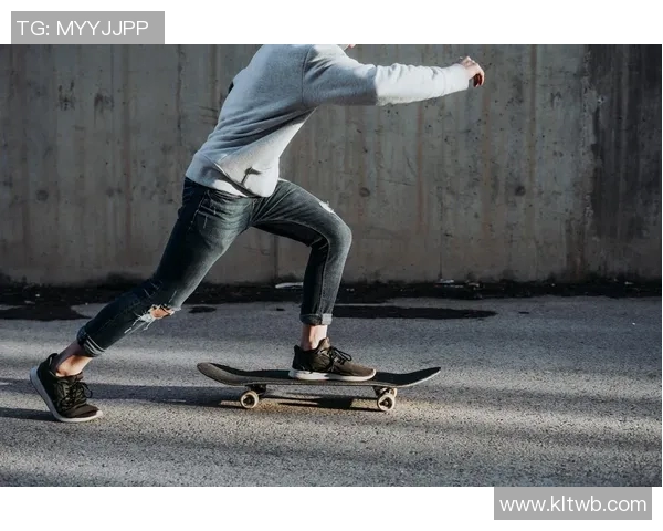 杭州滑板队战术解析:如何应对滑板热点的盯防策略