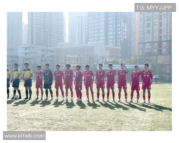 列五中学足球明星的成长之路与辉煌成就分享